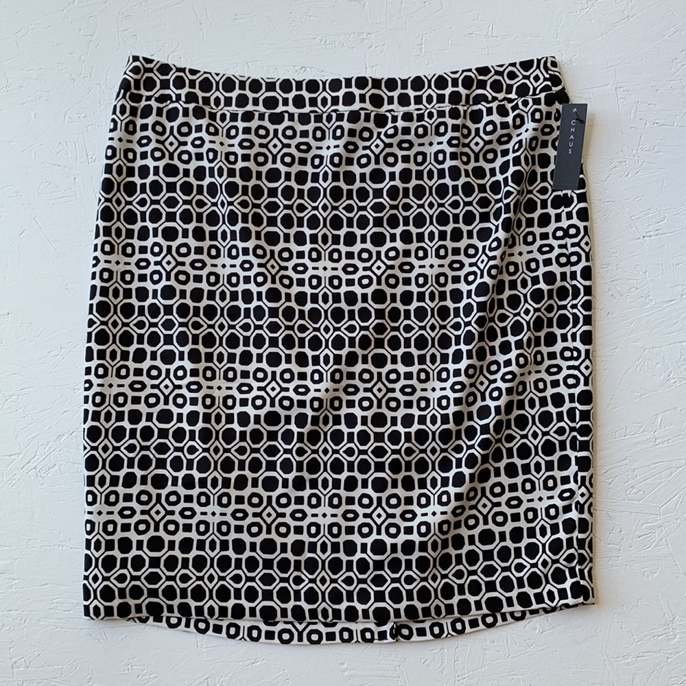 Chaus black and white pencil skirt size 14